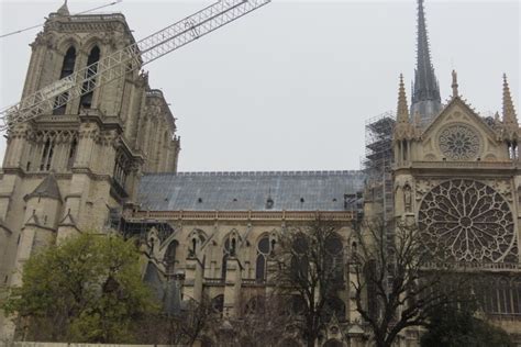 Notre Dame De Paris Pourquoi Reste T Il Des Chafaudages Sur Le Toit