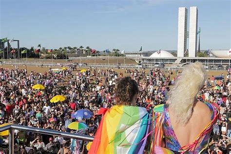 24ª Parada LGBTQIA de Brasília acontece neste domingo 9 Cultura