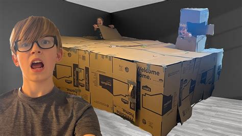 I Spent Hours In A Box Fort Challenge Youtube