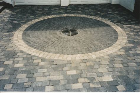 Concrete Paver Patterns | Concrete Pavers Guide | Paver designs ...