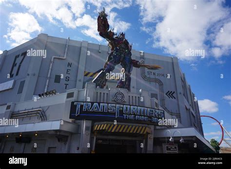 A Low Angle Shot Of The Transformers The Ride Attraction In Universal