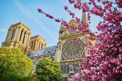 Paris in the Spring: 12 Incredible Things to Do in Paris in Springtime ...