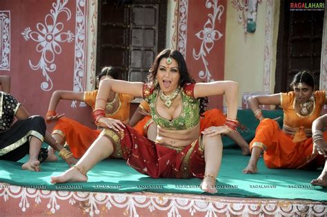 Naked Maryam Zakaria Added By Makhan