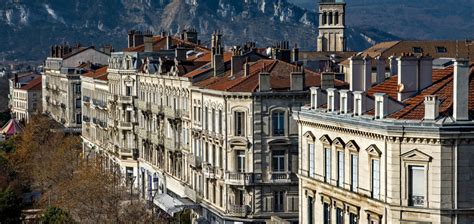 places  stay  valence france  hotel guru