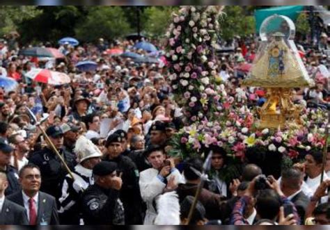 Procesión de la Virgen de Zapopan reúne casi dos millones de fieles en