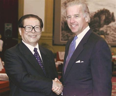 D C S De L Ancien Pr Sident Chinois Jiang Zemin L Ge De Ans