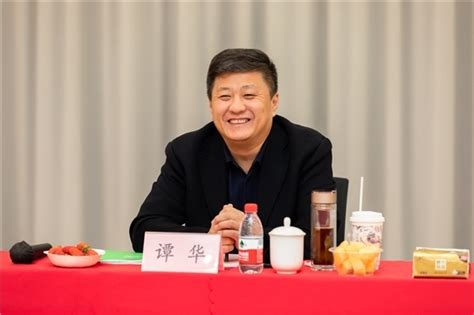 莫力达瓦达斡尔族自治旗旗委书记谭华一行到惠农网考察调研腾讯新闻