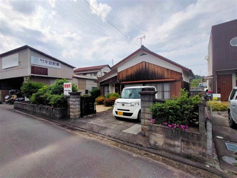 愛媛県新居浜市本郷2丁目の中古一戸建て800万円【ハウスドゥcom】中古一戸建てや中古住宅の購入情報が満載！