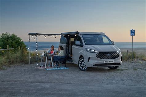 Ford Al Salone Del Camper Il Nuovo Transit Custom Nugget Plug In