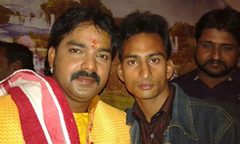 Pawan Singh Ki Picture Bhojpuri Pawan Singh Bibi 1024x614 Wallpaper