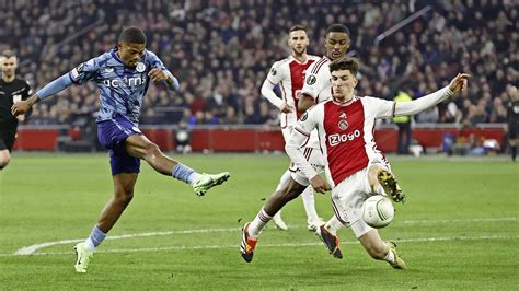 Trots En Teleurstelling Bij Ajax Verdediger Jorrel Hato Kans Gemist