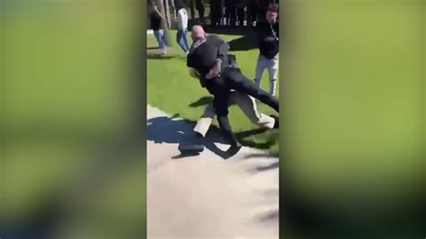 Video Student Body Slams Florida Police Officer During School Fight Wfla