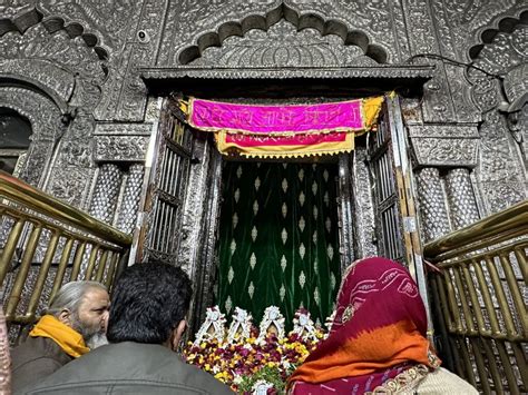 Bankey Bihari Temple In Vrindavan For Krishna Worship Dr Avinashtank