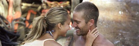Into the Blue (2005) Movie Review - From The Balcony