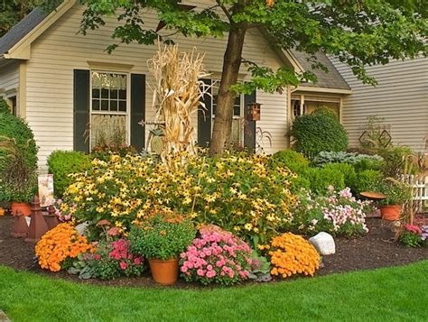 Front Yard Landscaping Ideas | Garden Design