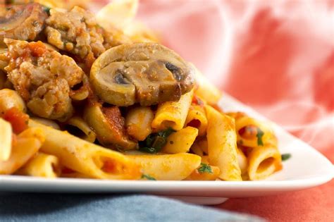 Macarrones Con Champiñones Y Salchichas Recetinas