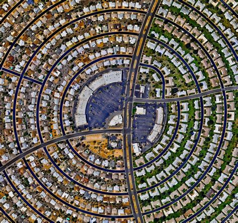 Sun City, Arizona as seen from the sky. : interestingasfuck