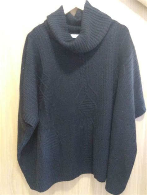 Poncho Preto Casaco Feminino Yessica Usado 27245502 Enjoei