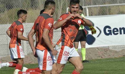 Gan Una Final Hurac N Venci A Liniers Y Sali Del Fondo Interior