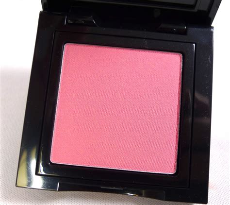 Review Bobbi Brown Powder Blush In Pink Coral The Beauty Junkee
