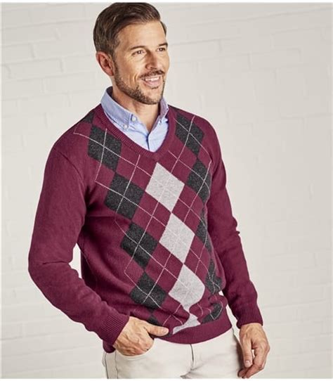 Flannel Burgundy Nvy Mens Lambswool V Neck Argyle Sweater WoolOvers US