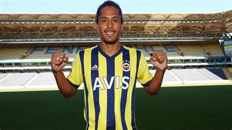 Fenerbah E Mauricio Lemos Transferini A Klad