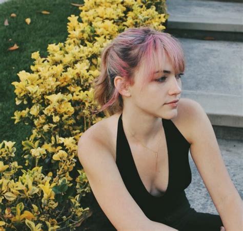 Violett Beane Nude And Sexy Photos The Fappening