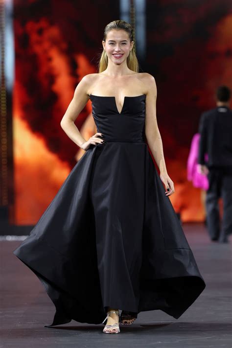 Lea Elui At Le Defile Walk Your Worth By Loreal Paris In Paris 1002