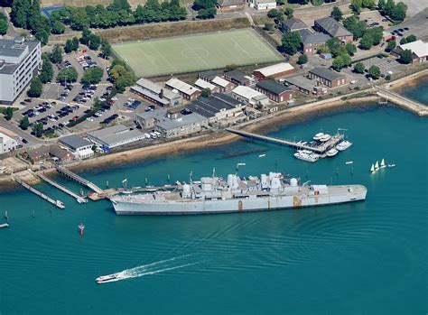 Rx406955 Ex Hms Bristol D23 A Type 82 Destroyer The Flickr