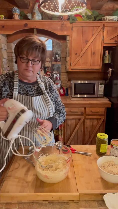 Layered Taco Dip Hope You Enjoy Farm Cooking With Nan Layered