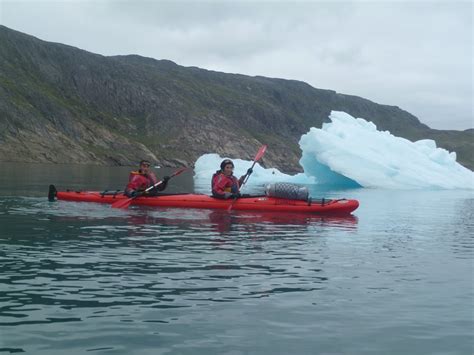 qajaq iceberg greenland 02 Bert Poffé