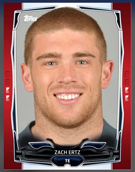 Zach Ertz Philadelphia Eagles Red Parallel Card Topps Huddle