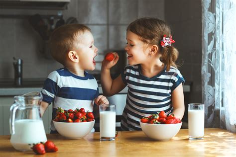 Cómo Hacer Que Los Nuevos Alimentos Resulten Atractivos Para Mi Hijo En