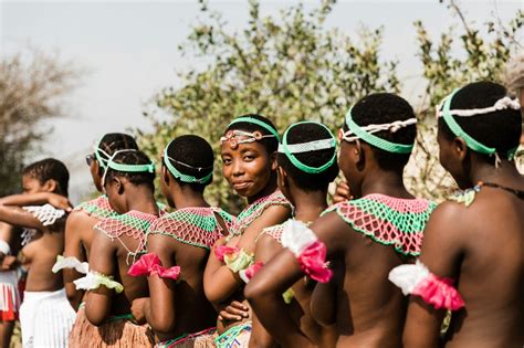 S Africas Zulus Fete Young Womens Purity Amid Royal Succession Spat