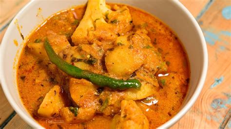 Potato Cauliflower Curry For Chapathi And Rotti Aloo Gopi Gravy