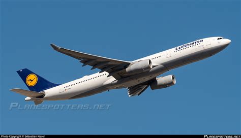 D Aikk Lufthansa Airbus A Photo By Sebastian Kissel Id