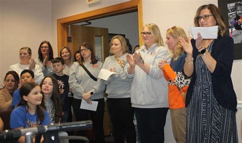 School Board Spotlights North Lake Elementary Local News