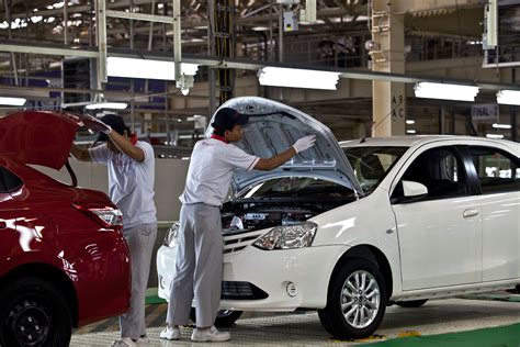 Toyota Relokasi Pabrik Sedan Ke Indonesia Foto Katadata Co Id