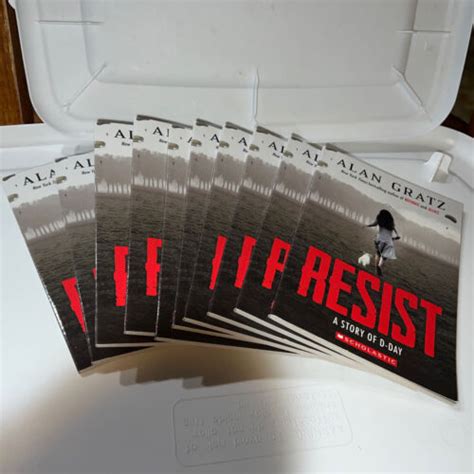 Guided Reading Teacher Set Of 10 Resist Books By Alan Gratz A Story Of