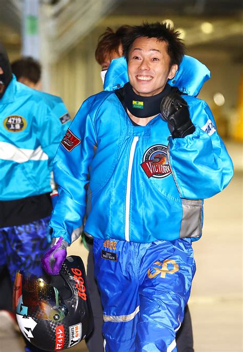 丸野一樹が会心まくり差し、初出場初優出へ大前進／住之江sg グランプリ ボート写真ニュース 日刊スポーツ