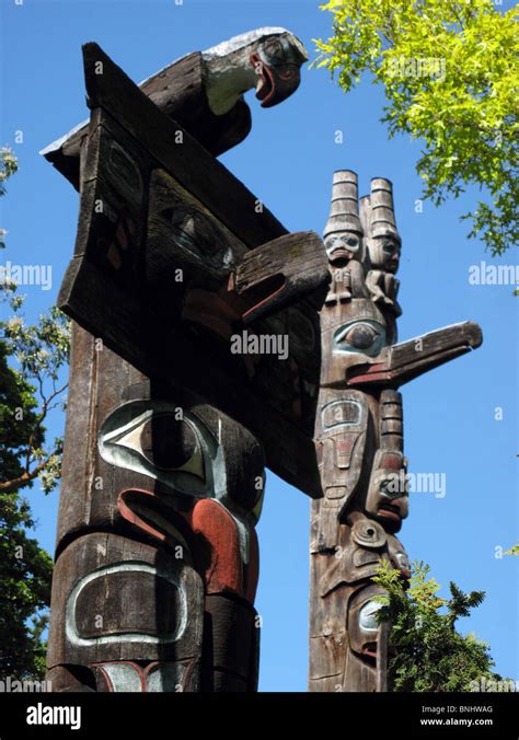 Totem Poles Royal Bc Museum Park Victoria Vancouver Island