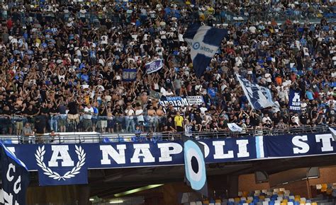 Napoli La Nota Del Club Allo Stadio Maradona Possibile Entrare Con