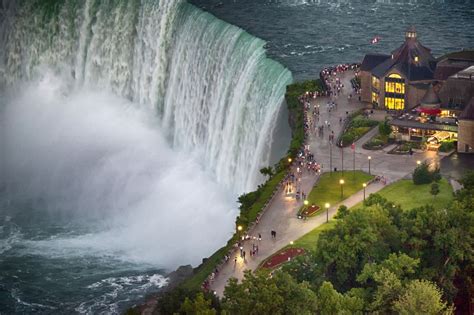 From Toronto: Niagara Falls Day Trip | GetYourGuide