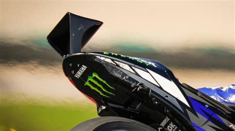 Motor MotoGP Yamaha YZR M1 Pakai Sayap Belakang Seperti Mobil F1