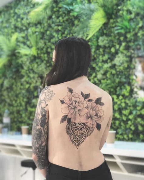 75 Delicate Flower Tattoo Ideas [2024 Inspiration Guide]