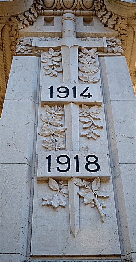 Monument Aux Mort De Cagnes Sur Mer Alpes Maritimes Fran Flickr