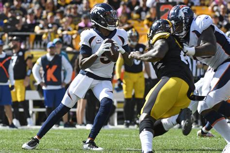 Roethlisberger Throws 2 Tds Steelers Top Broncos 27 19 Ap News