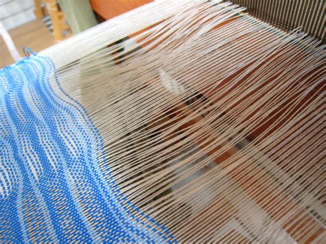 Weaving Cloth with Wavy Wefts, warp tensions, #2 - Peggy Osterkamp's ...