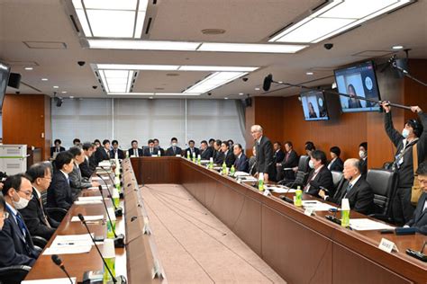 国交省、滑走路誤進入対策で初会合 羽田衝突事故で検討委