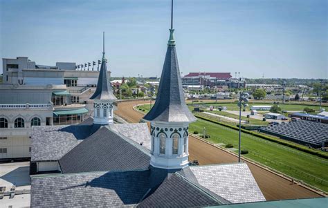 how much does it cost to get into churchill downs